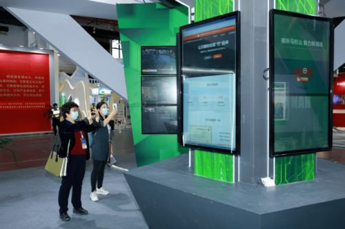 第八届中国国际版权博览会杭州举行,长沙大 v 引人关注